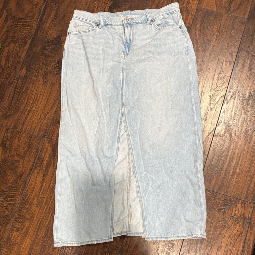 Old Navy Light Blue Denim Skirt